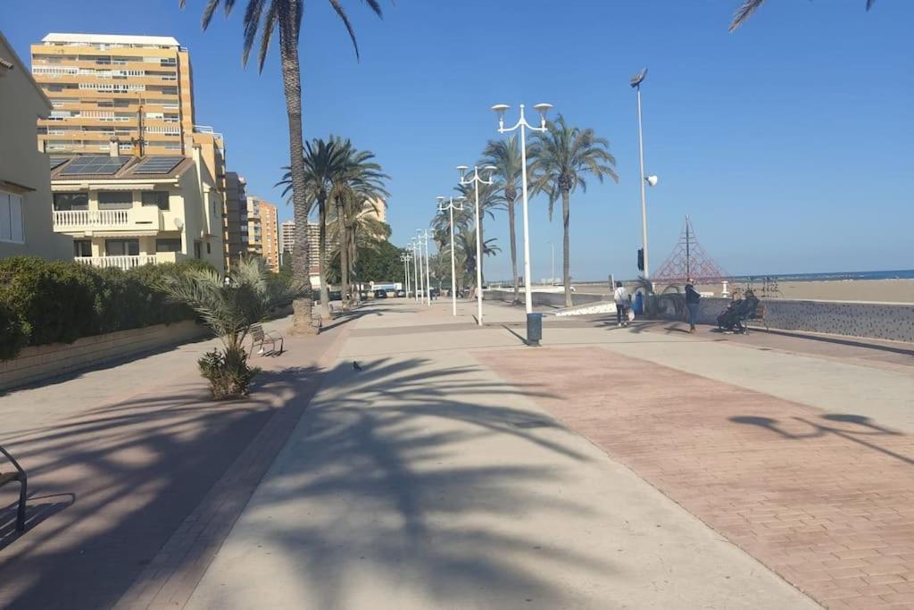 Apartamento Playa Плая Побла де Фарналс Екстериор снимка