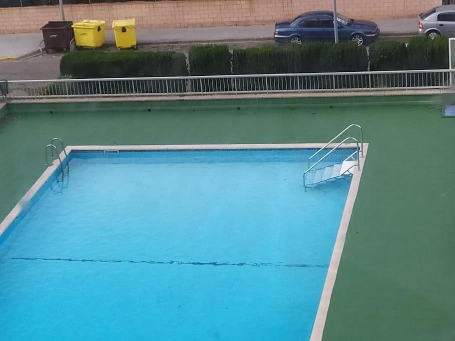 Apartamento Playa Плая Побла де Фарналс Екстериор снимка