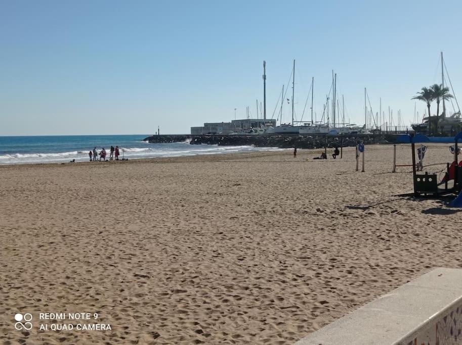 Apartamento Playa Плая Побла де Фарналс Екстериор снимка